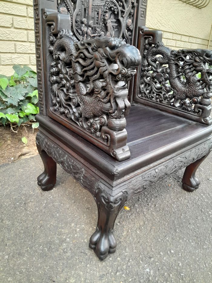 An Early 20th Century Circa 1920 Pair of Oriental Ornately Carved Throne Chairs - Image 7