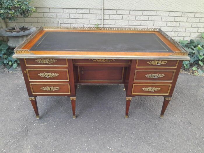 A 20th Century French Empire Style Mahogany Desk with Leather and Gilt Tooling Writing Surface and Brass Gallery - Image 2