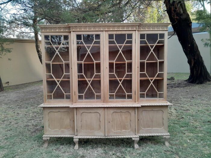 An Early 20th Century Mahogany Breakfront Bookcase in a Contemporary Bleached / Natural Finish