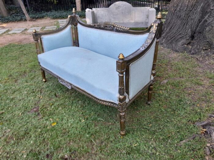 A 20th Century French Style Set of  A Pair of Armchairs and a Settee - Image 16