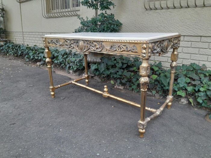 A 20th Century Ornately Carved and Hand-Gilded Console Table with Cream Marble Top - Image 5