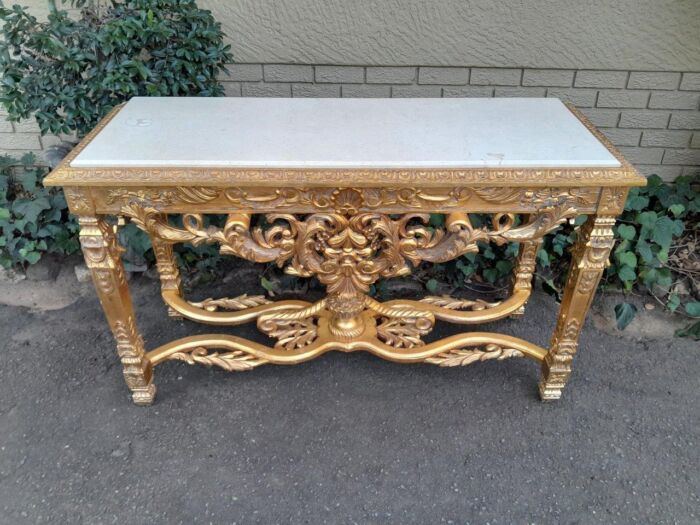 A 20th Century Ornately Carved and Hand-Gilded Console Table with Cream Marble Top - Image 3