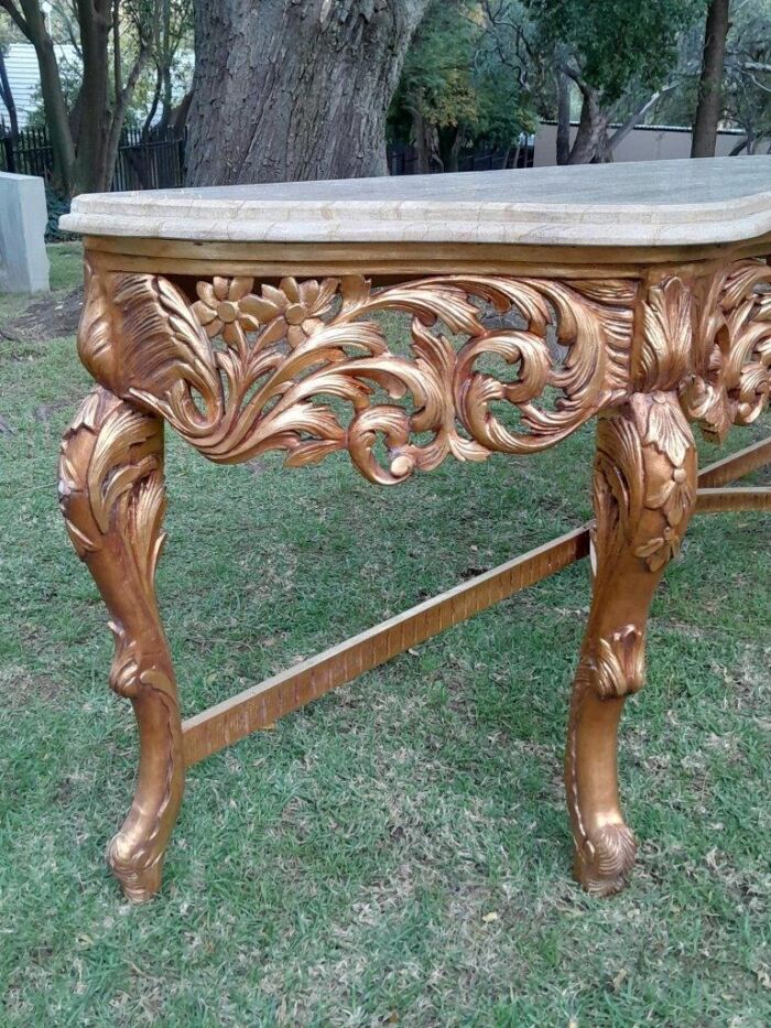 A 20th Century Ornately Carved and Hand-Gilded Console Table of Large Proportion with Cream Marble Top - Image 7