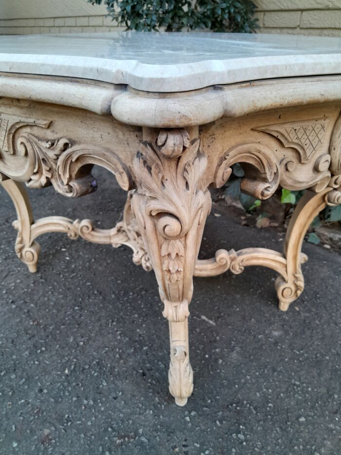 A 19th Century Ornately Carved Rococo Style Table with Marble Top in a Contemporary Bleached / Natural Finish - Image 10