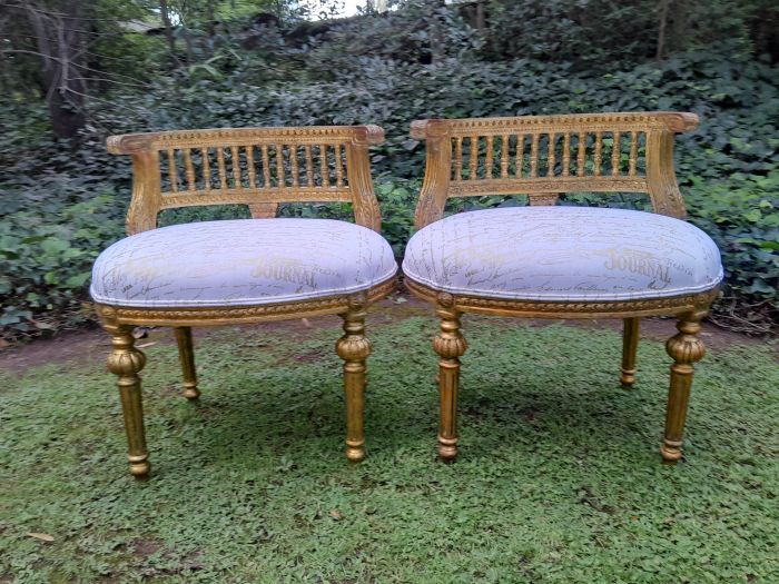 A Pair of French Louis XVI Style Curved Back Vanity Chairs / Accent Stools / Side Chairs / Stools / Ottomans (C)