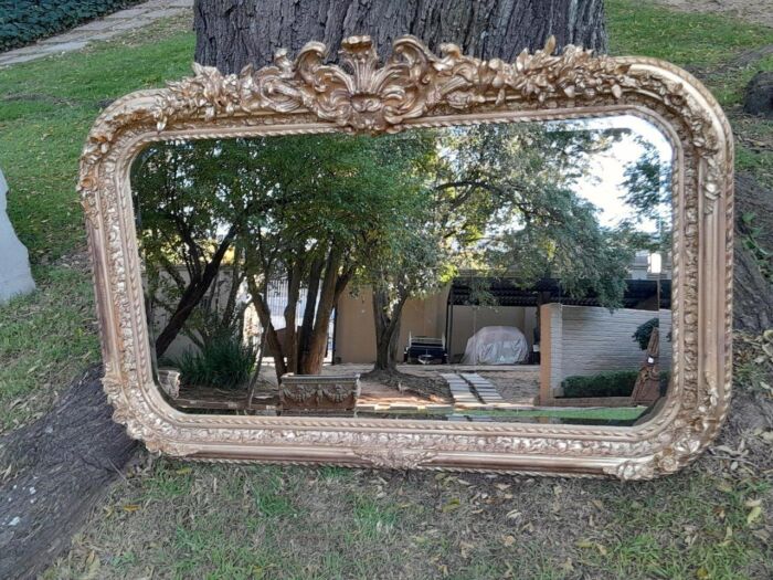 A French Rococo Style Ornately Carved & Gilded Bevelled Mirror - Image 8