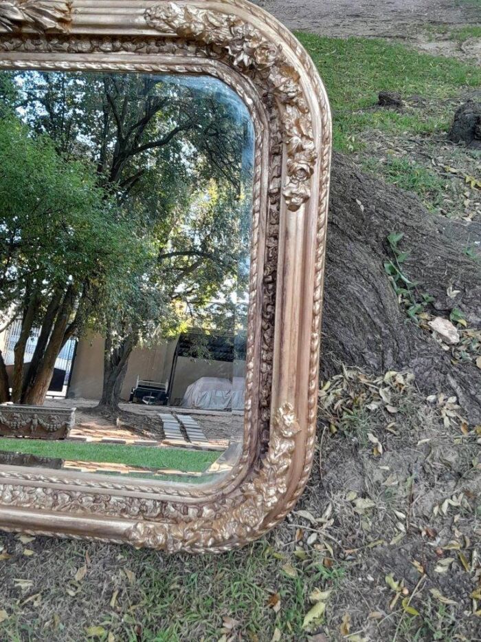 A French Rococo Style Ornately Carved & Gilded Bevelled Mirror - Image 15