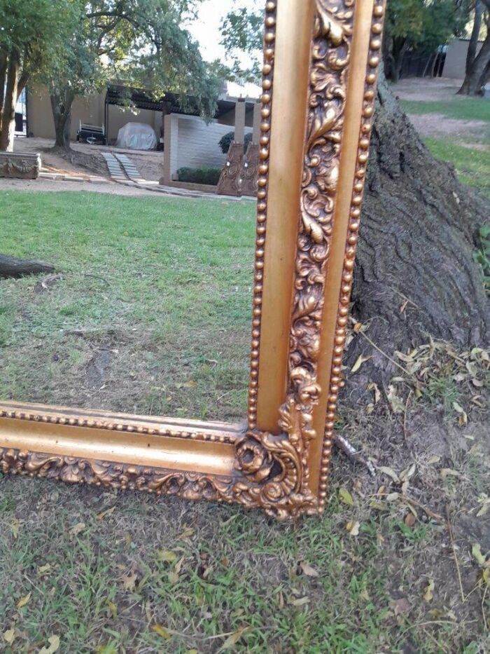 A French Rococo Style Ornately Carved & Gilded Bevelled Mirror - Image 17