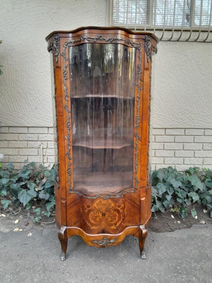 19th Century French Kingswood And Inlaid Display Cabinet / Vitrine With Original Brass Mounds And Key