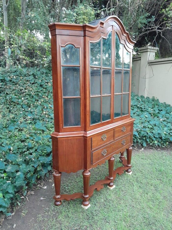 A 19th Century Dutch Walnut  Display Cabinet  - Image 5