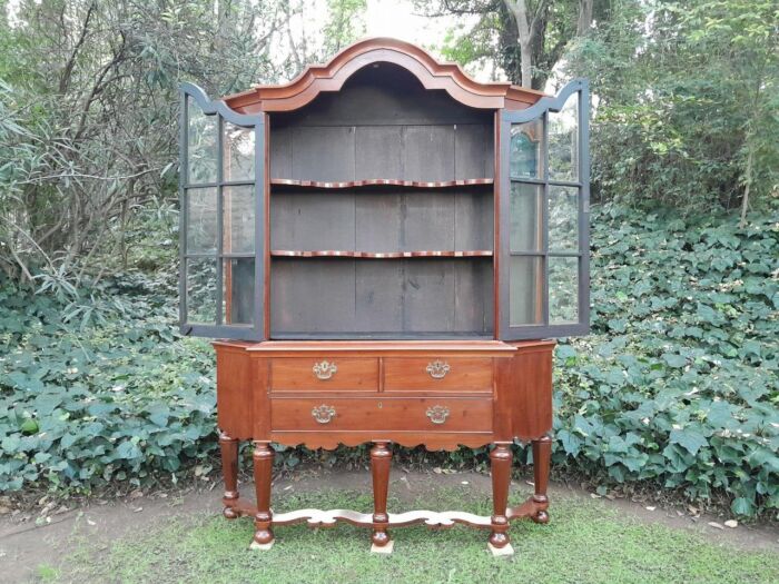 A 19th Century Dutch Walnut  Display Cabinet  - Image 13