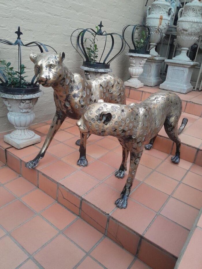 A 20th Century Pair Of Life Size Brass Cheetahs ND - Image 6