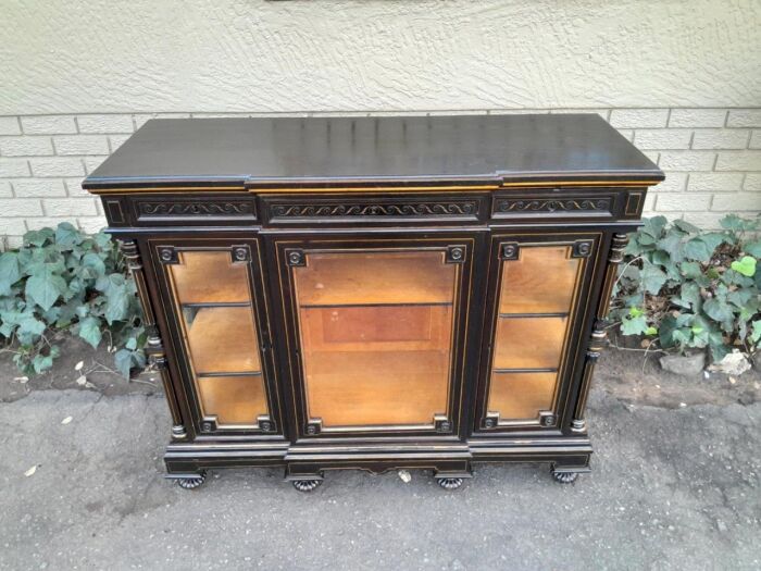 A 19th Century French Ebonised And Gilt Cabinet ND - Image 4