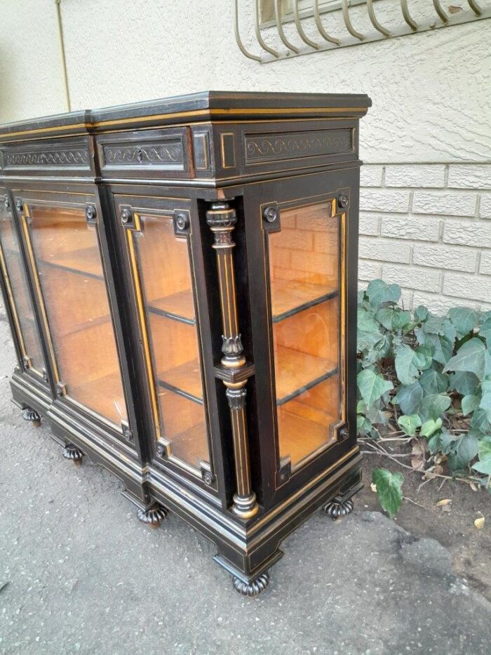 A 19th Century French Ebonised And Gilt Cabinet ND - Image 7