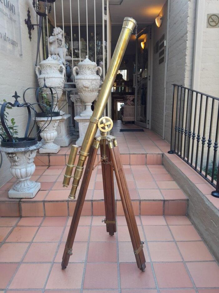 A 20TH Century Brass Nautical Telescope on Wooden Tripod - Image 2