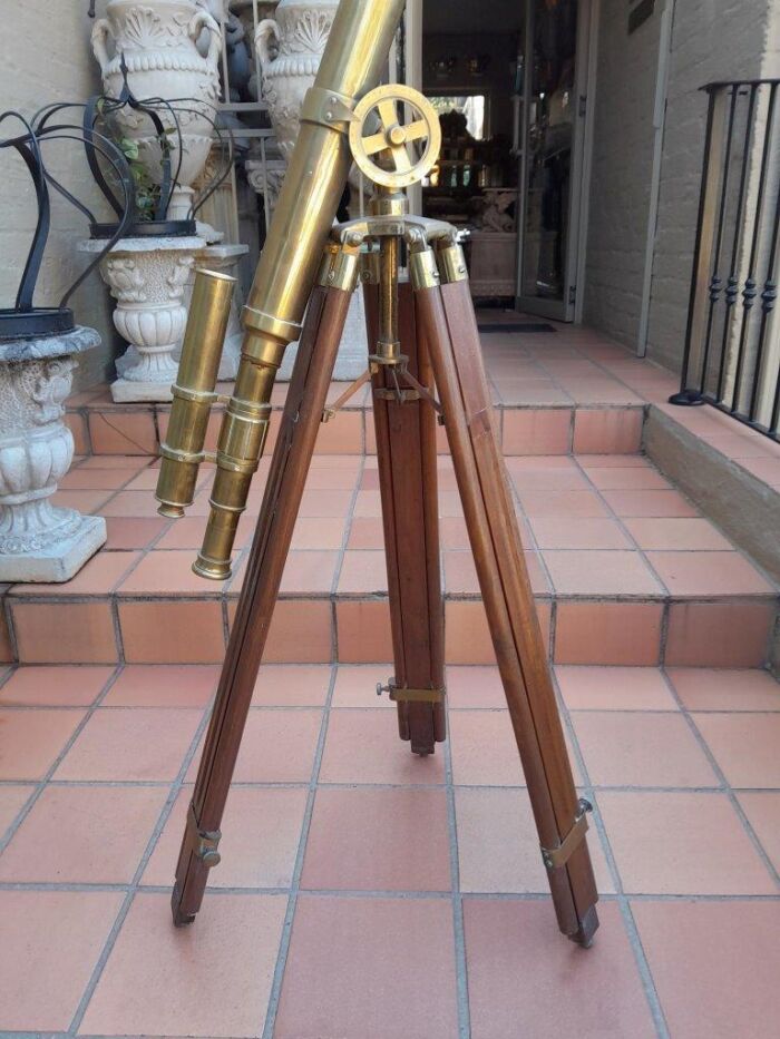 A 20TH Century Brass Nautical Telescope on Wooden Tripod - Image 4