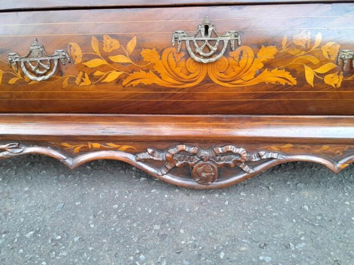 An Antique 18th Century Dutch Marquetry Bombe Bureau with Leather Writing Surface - Image 12