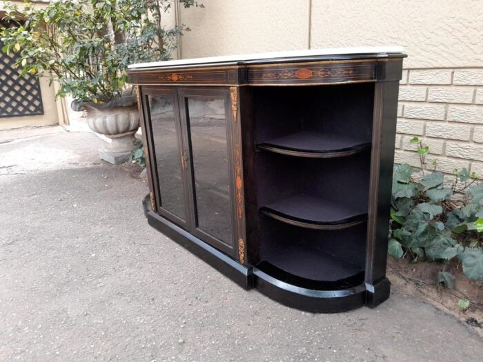 An Antique Victorian French Style Ebonised and Inlay Walnut Credenza/Display Cabinet with Brass Hardware and Glazed Doors - Image 5