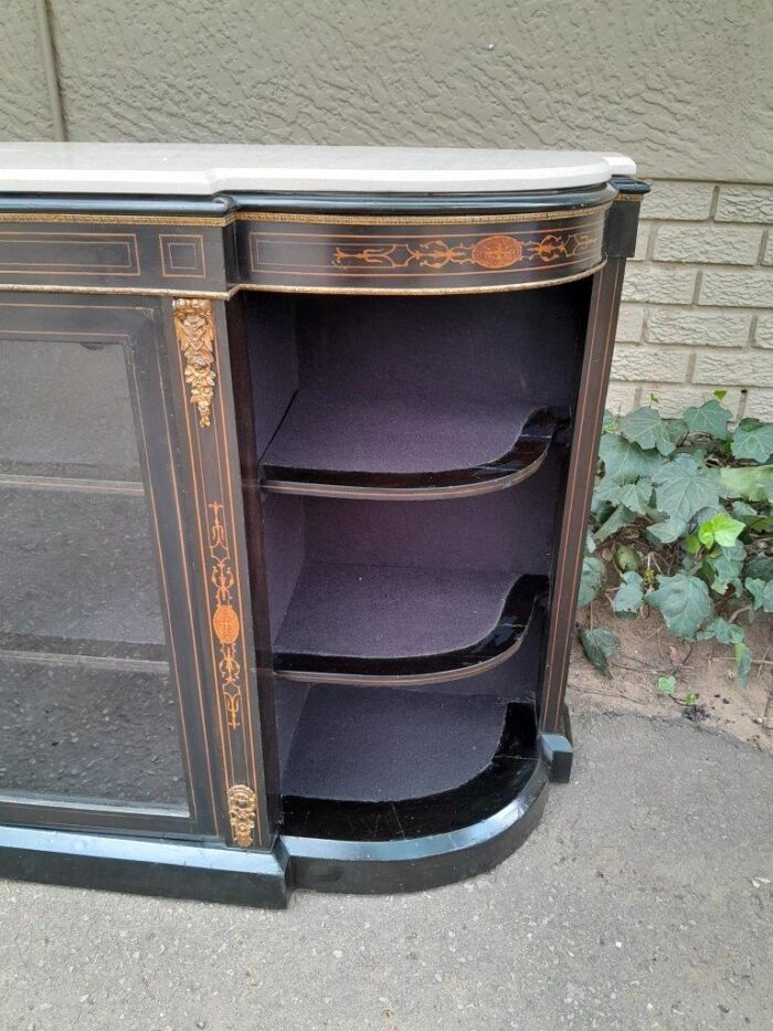 An Antique Victorian French Style Ebonised and Inlay Walnut Credenza/Display Cabinet with Brass Hardware and Glazed Doors - Image 9