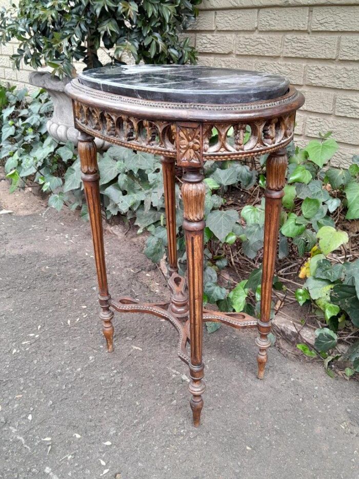 An Antique French Giltwood Table with Marble Top - Image 4