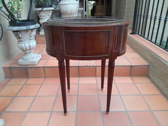 A 20th Century French Mahogany and Gilt Cellarette / wine cooler with Metal Waterproof Inner - Image 2