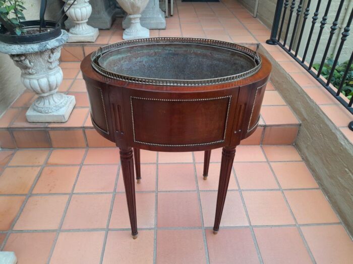 A 20th Century French Mahogany and Gilt Cellarette / wine cooler with Metal Waterproof Inner - Image 3