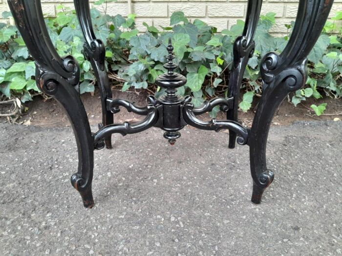 An Antique Victorian Burr Walnut and Ebonised Drop Side Table and Fitted Interior - Image 6