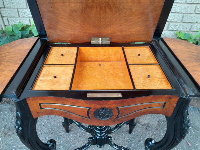 An Antique Victorian Burr Walnut and Ebonised Drop Side Table and Fitted Interior - Image 8