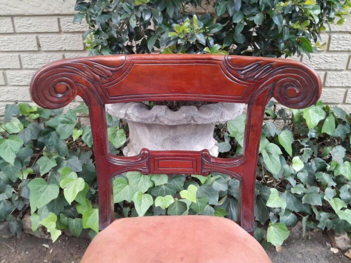 A 20th Century Set of Ten (10) William IV Style Mahogany Dining Chairs Consisting a Pair of Carvers / Armchairs and Eight Dining Chairs with Leather Upholstery - Image 8