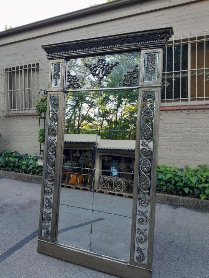 An Antique Venetian Style Ornately Carved Gilt Framed Mirror of Large Proportions  (Inspired by Hall of Mirrors in Versailles) - Image 3