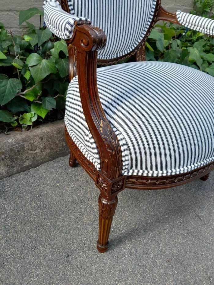 A 20th Century French Pair Of Gilded Mahogany Arm Chairs Upholstered In A Ticking Fabric  - Image 5