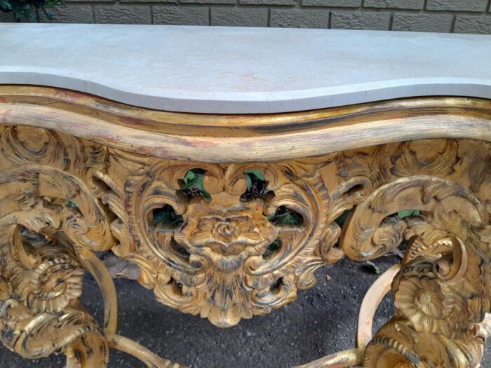 A 20th Century Heavily Carved and Hand Gilded with Gold Leaf Console Table with Cream Marble Top - Image 7