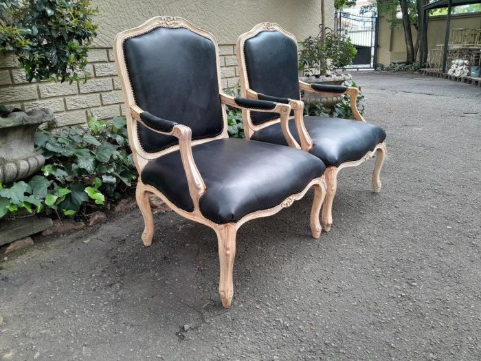 A 20th Century French Style Pair of Fruitwood Armchairs in a Contemporary Wood Finish and Upholstered in Leather - Image 4