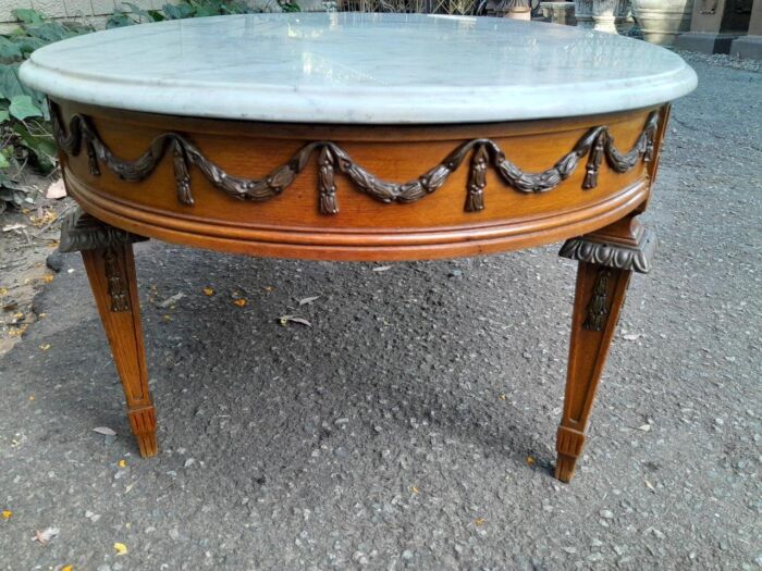 An Antique Early 20th Century Circa 1920 French Style Coffee Table / Occasional Table with Marble Top - Image 4