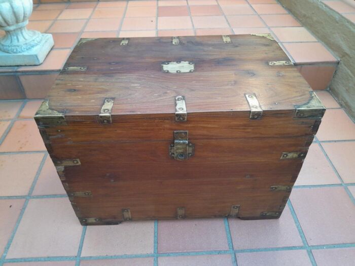 An Antique Circa 1900s Teak Military Style Indian Chest with Brass - Image 2