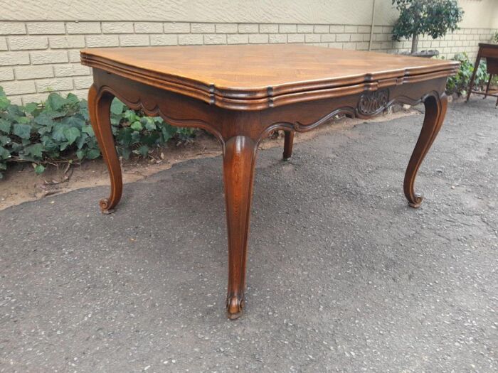 A 20th Century French  Carved Oak Extension Dining Table / Entrance Table / Table  with Two Leaves - Image 6