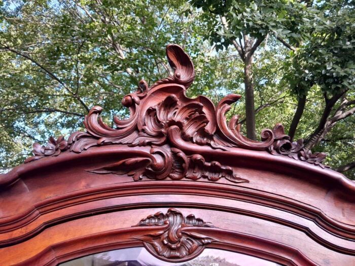 A 20TH Century Circa 1900s French Carved Mahogany Armoire with Bevelled Mirror and Five Shelves - Image 8