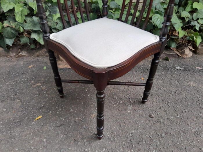 An Antique Edwardian Carved Mahogany and Inlaid Corner Chair - Image 5