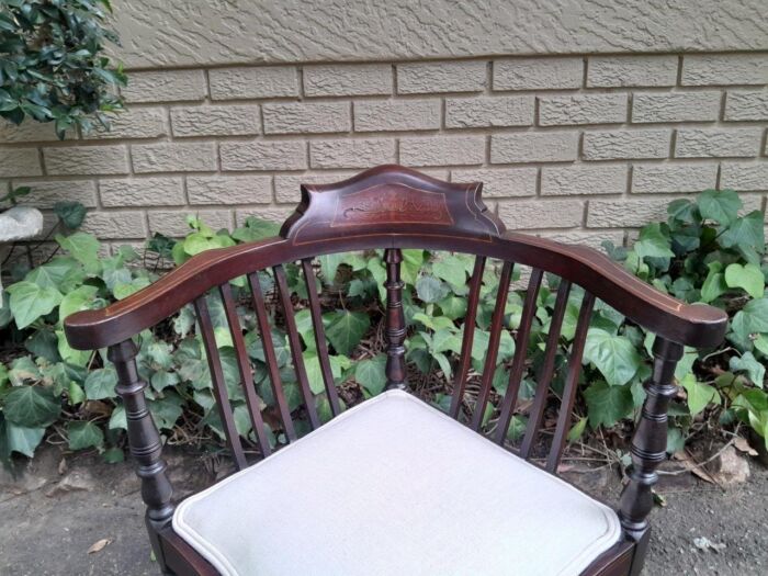 An Antique Edwardian Carved Mahogany and Inlaid Corner Chair - Image 6