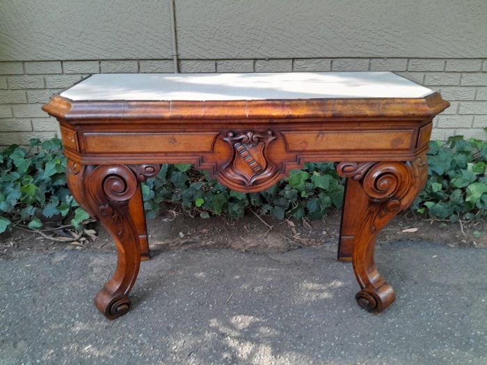 An Antique Victorian Circa 1850s Carved Rosewood Console Table with Cream Marble Top - Image 2