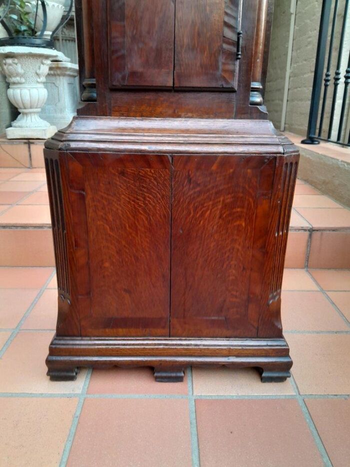 A Mid 18th Century George III Oak D. Seddon Frodsham Grandfather / Longcase Clock With a BADA (British Antiques Dealer Association) Stamp - Image 8