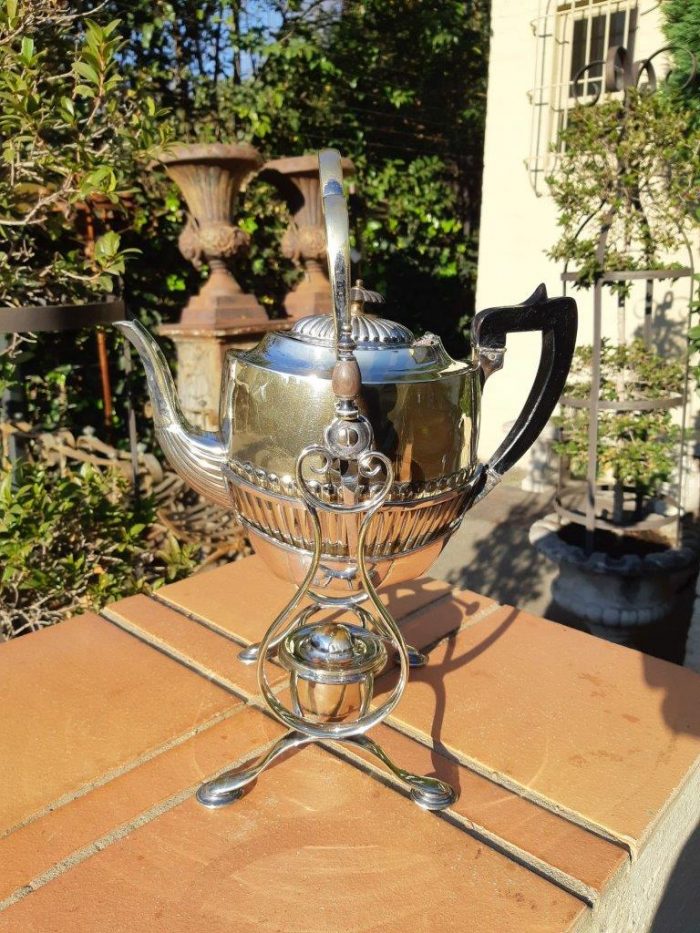 Silver plate Queen Anne tea pot on stand