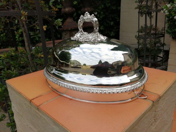 A Silverplate Elkington Food Dome - Image 3