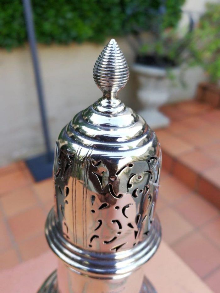 A Silver Sugar Caster - Image 4