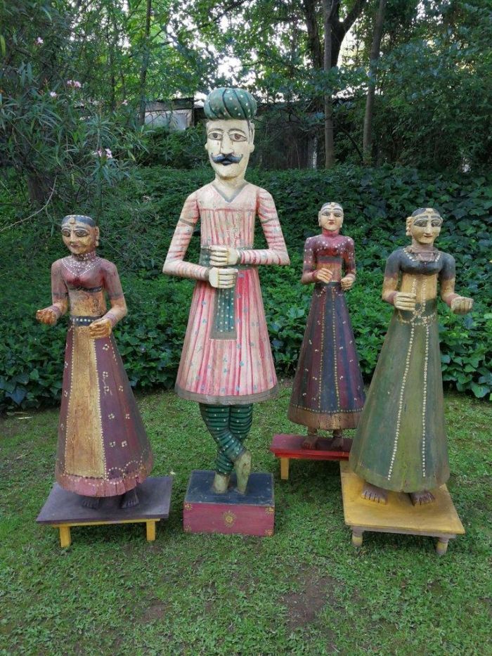 A Set of 4 Tall  Holy Indian Figurines (possibly antique but over 50 years old or older Gangaur Gavar holy figurines) with a male gate watcher and 3 females) - Image 2