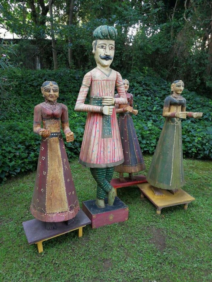 A Set of 4 Tall  Holy Indian Figurines (possibly antique but over 50 years old or older Gangaur Gavar holy figurines) with a male gate watcher and 3 females) - Image 3