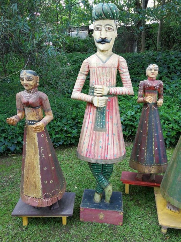 A Set of 4 Tall  Holy Indian Figurines (possibly antique but over 50 years old or older Gangaur Gavar holy figurines) with a male gate watcher and 3 females) - Image 5