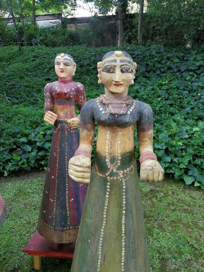 A Set of 4 Tall  Holy Indian Figurines (possibly antique but over 50 years old or older Gangaur Gavar holy figurines) with a male gate watcher and 3 females) - Image 7