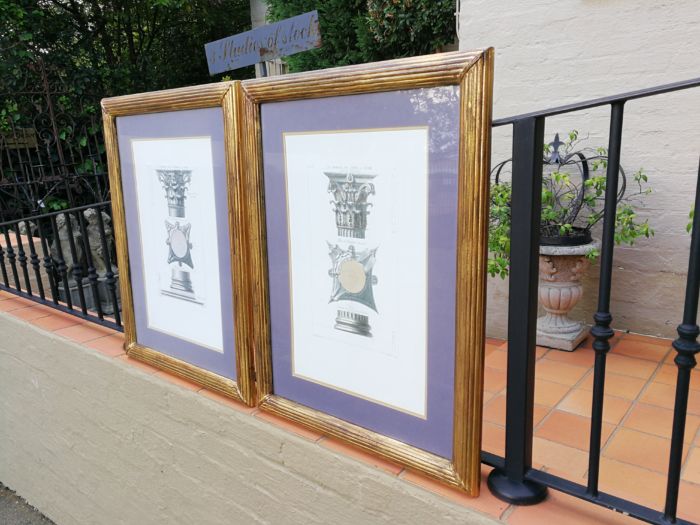 A Pair of Two Engravings In Hand Gilded with Gold Leaf Frames. Du Portique Du Pantheon a Rome, and Du Temple De Vesta a Rome - Image 6