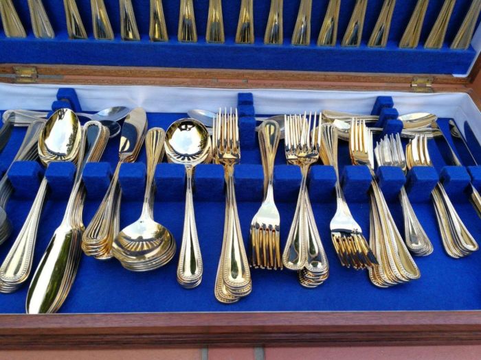 A 24k Gold Plated Cutlery Set Comprising 112 Pieces In Canteen - Image 5